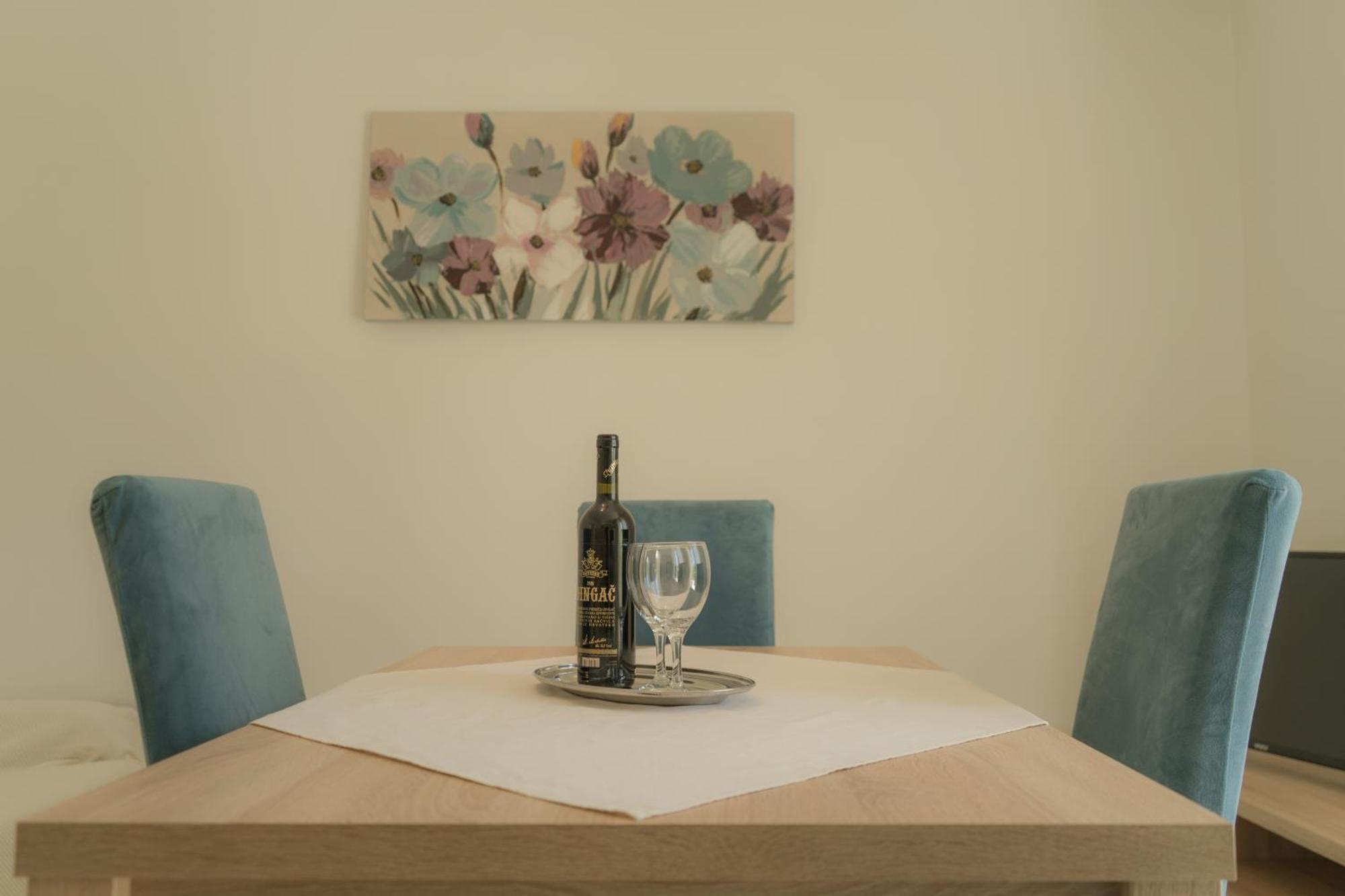 Apartment Gloria Каштела Екстер'єр фото